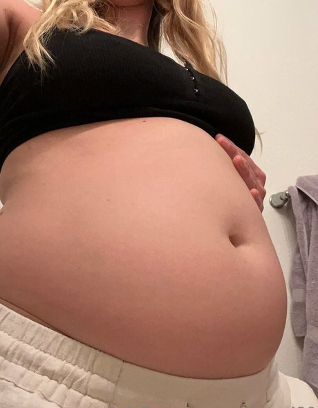 teen tits onlyfans pornographic images