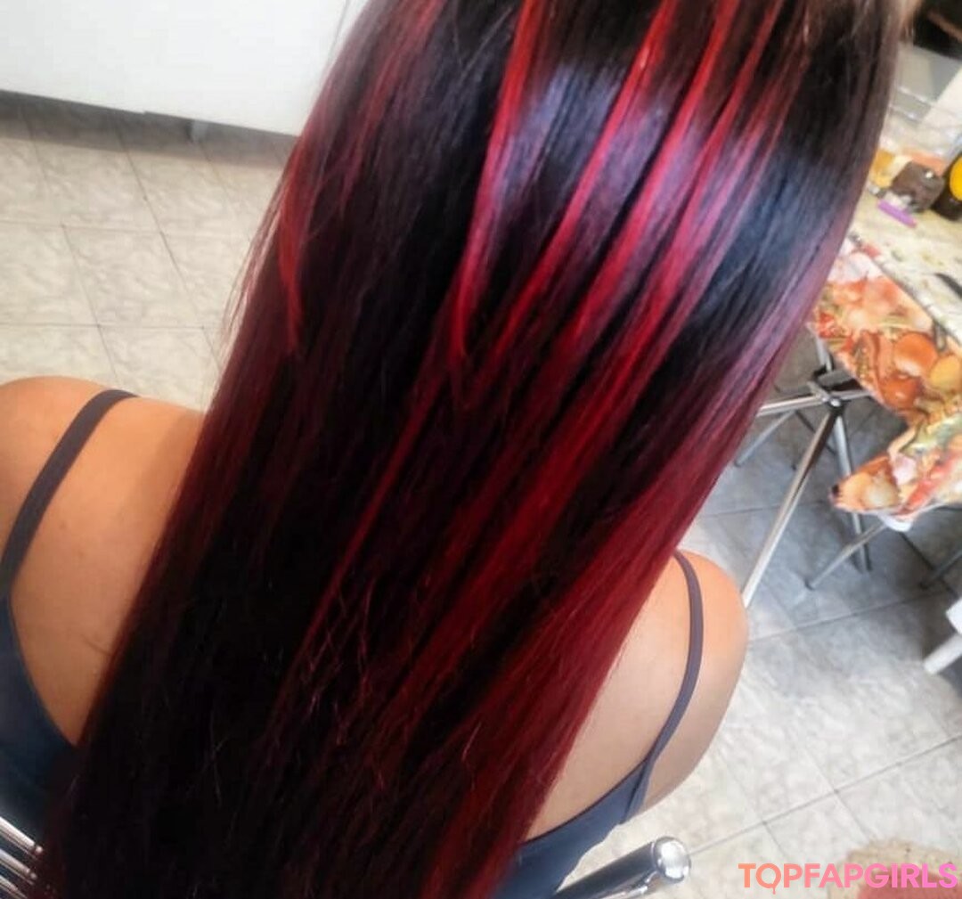 Evelim Alves sexy star images