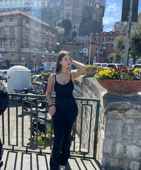 lesbians onlyfans hot pic