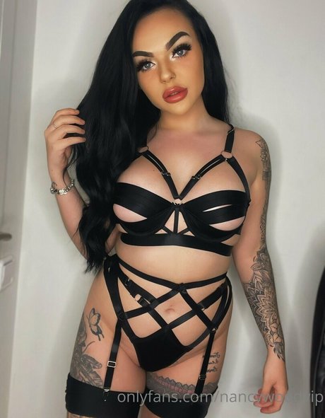 skinny brunette onlyfans free xxx photo