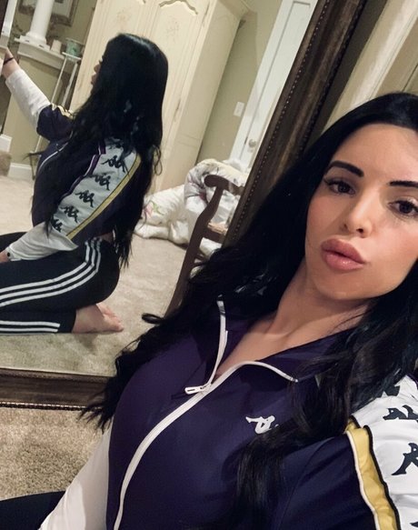 adrianaw adult star image