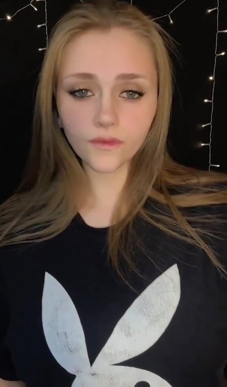 Ivory Ray model sex photos