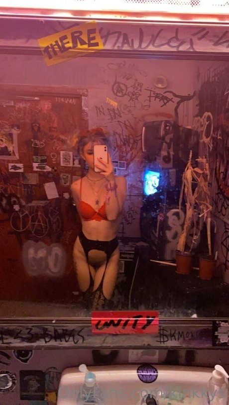 kinkkys nude actress pic