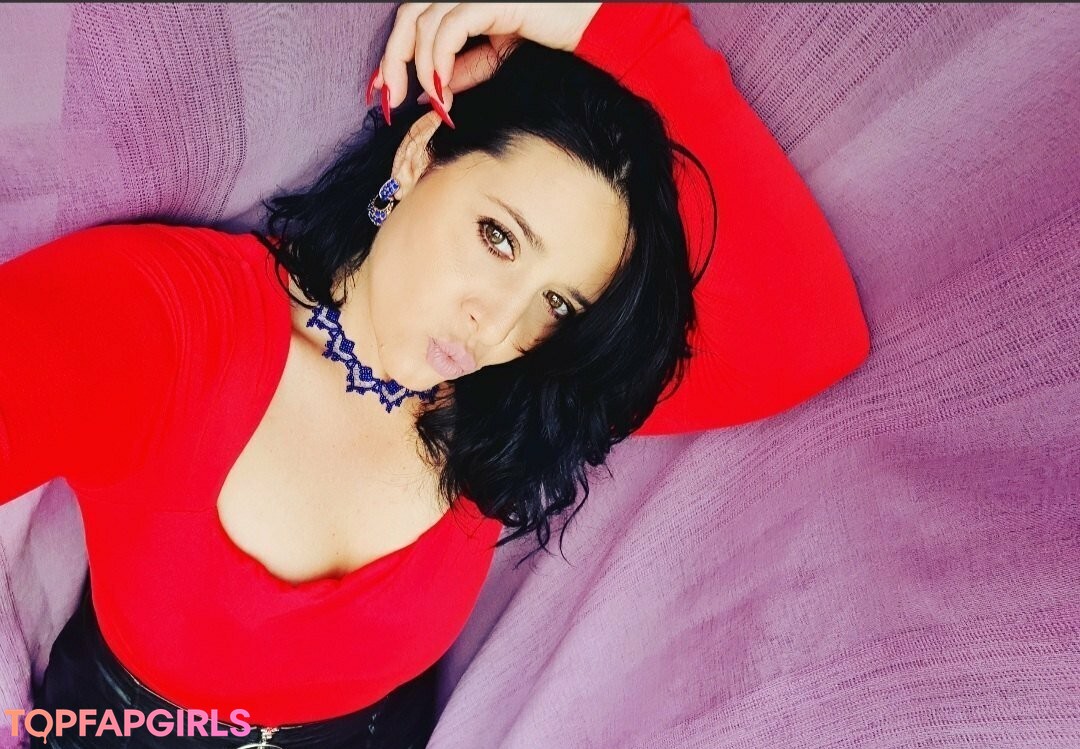 giant onlyfans hot naked pics