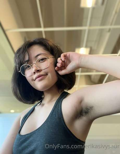 erikasivysaur nude model image