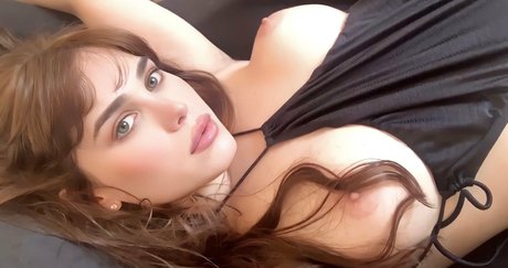 Ninfa Salmacis pornstar sex photo