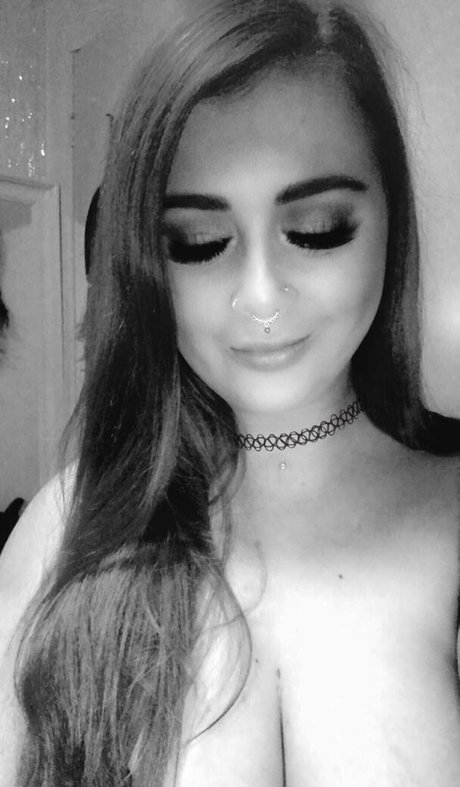 thrilllhoe free pornstar photos