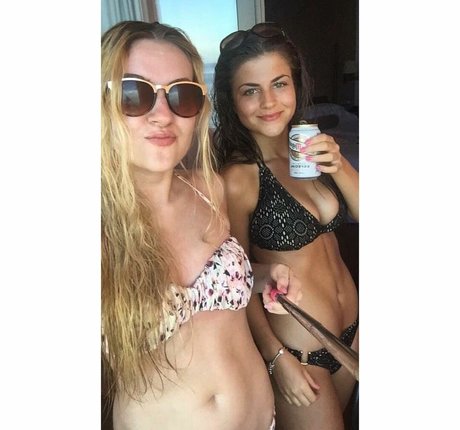 Lauren Fardon star perfect pic