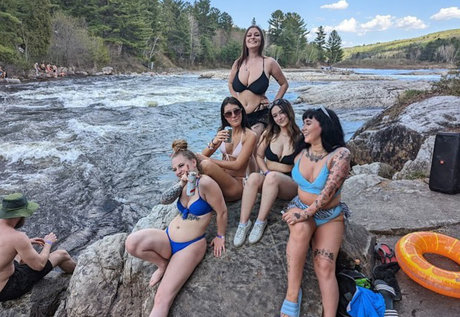 Alexia C nice model photo