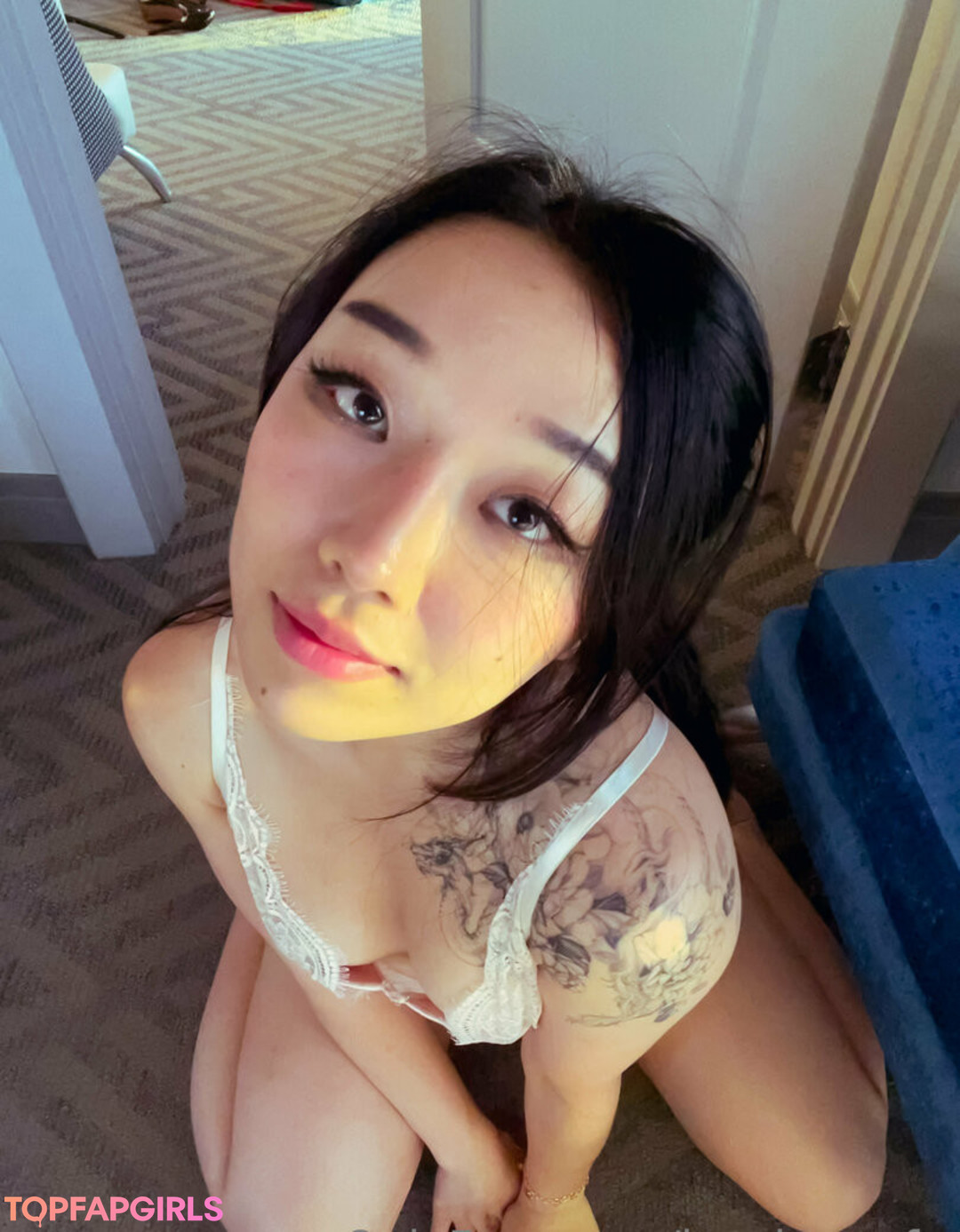 leeshernsfw pornographic star images