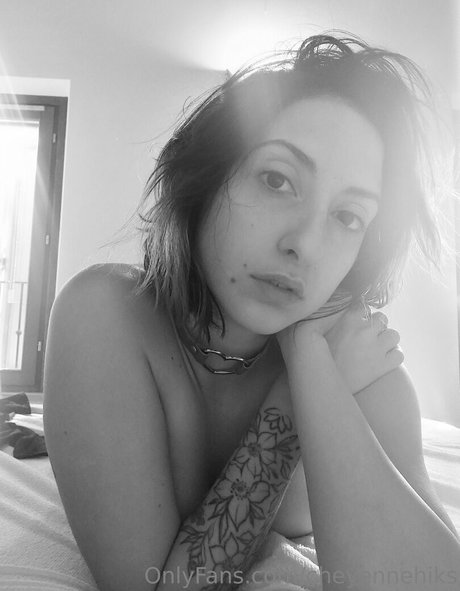 cheyennehiks model exclusive photo