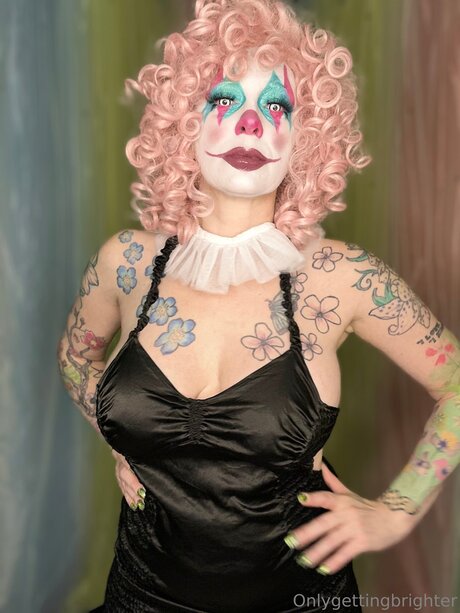 Onlygettingbrighter pornstar nude pictures