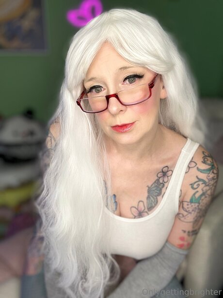 Onlygettingbrighter naked pornstar galleries