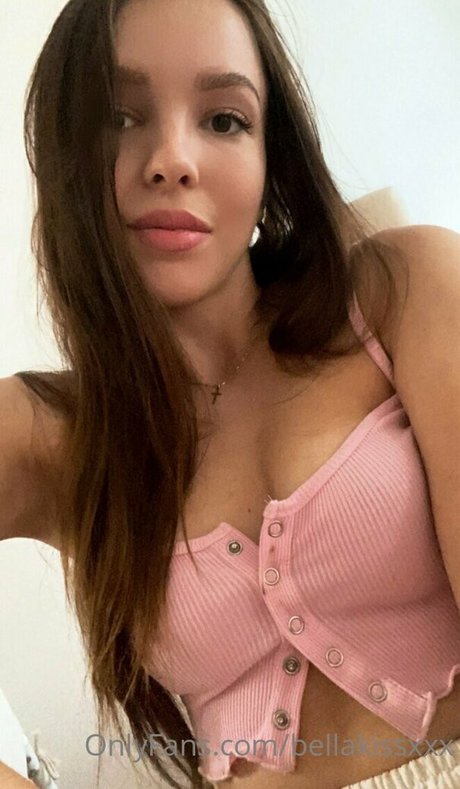 bellakissxxx hot pornstar archive
