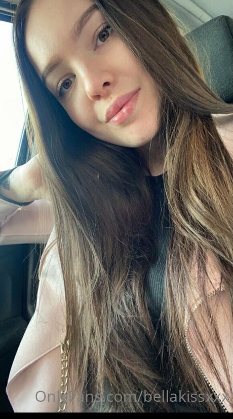bellakissxxx sexy star pics