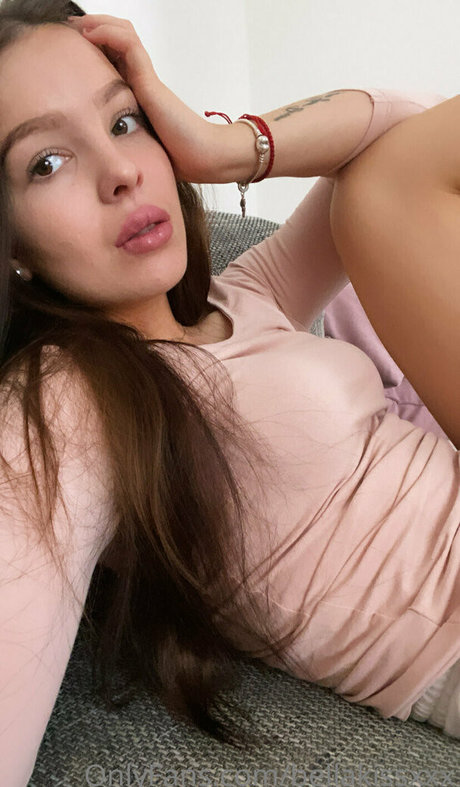 bellakissxxx sex star image