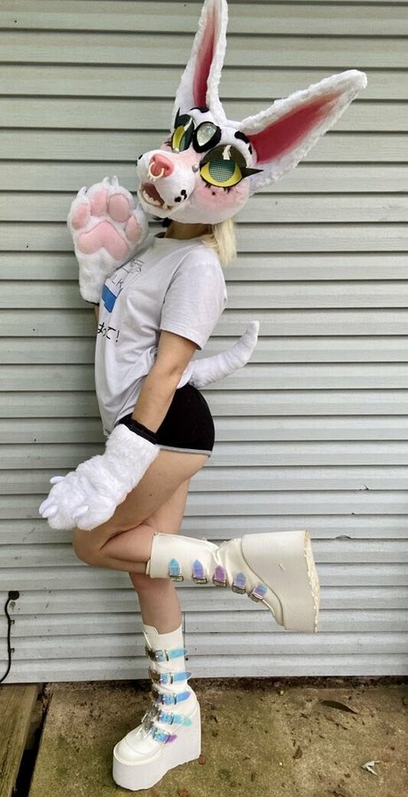 strwbrryinsides pretty pornstar galleries