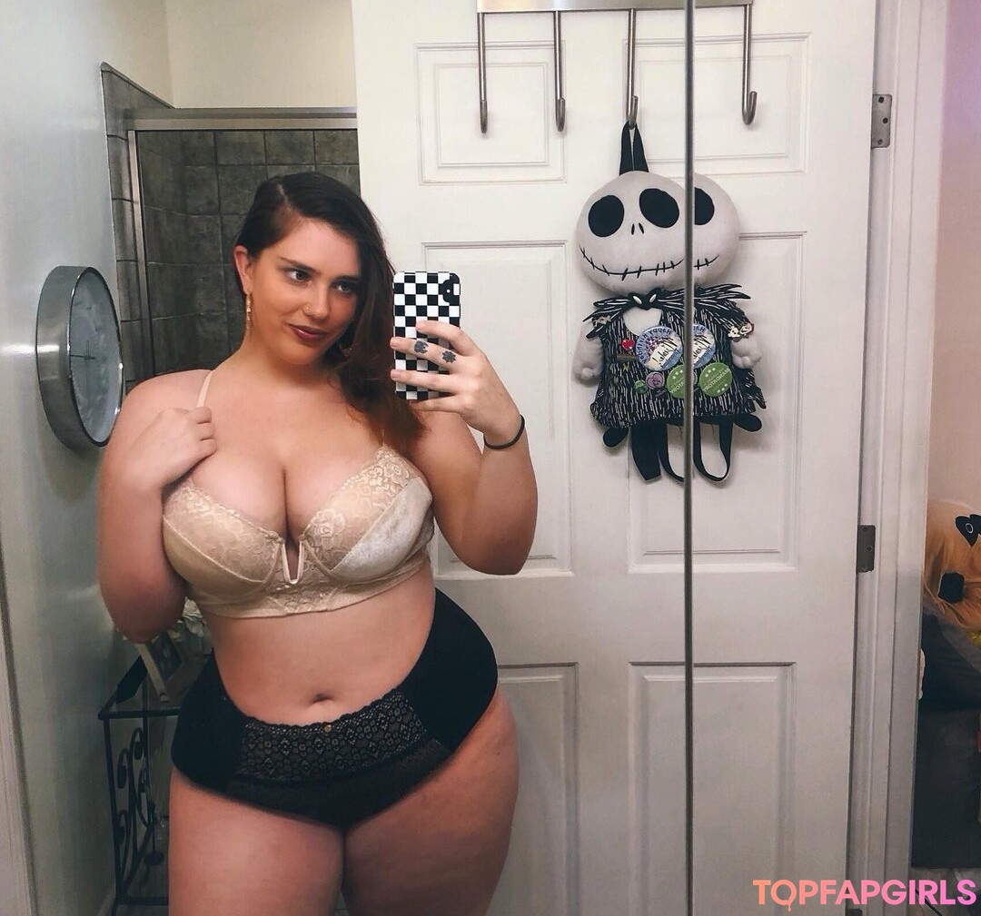 Nikkimichay star naked images