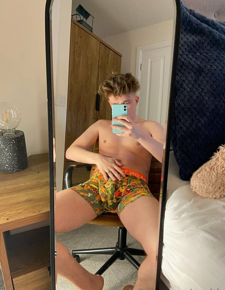 urghh exclusive star archive