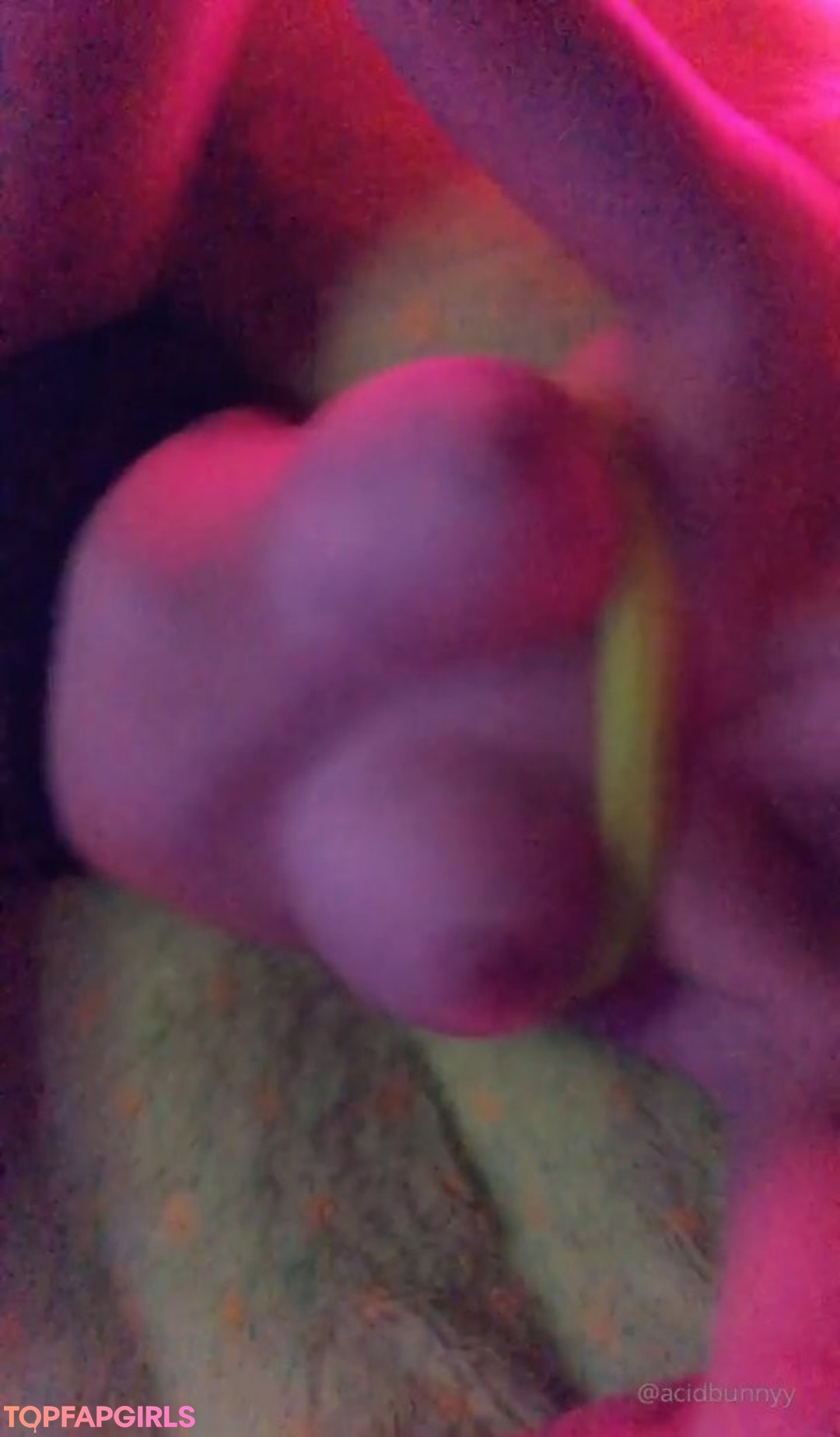 blonde babe onlyfans erotic pics