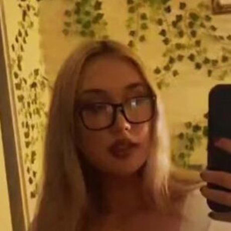 Wiz Chloifa star perfect photos