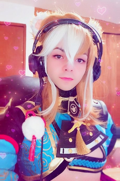 Magoraion nude star picture