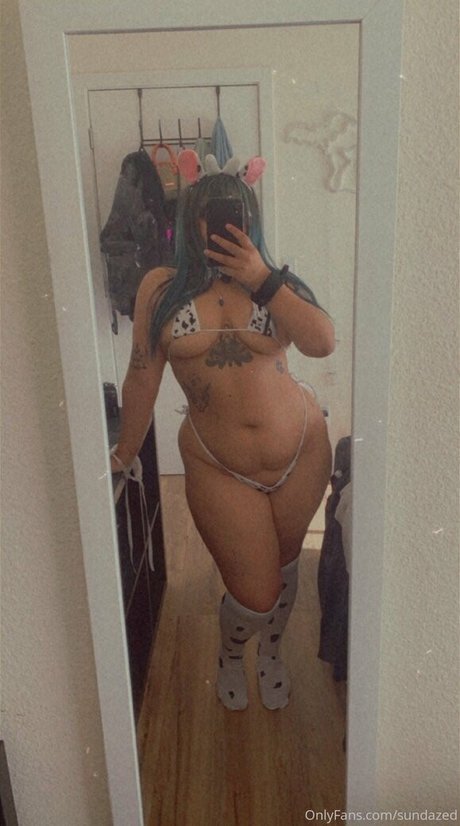 sundazed erotic model galleries