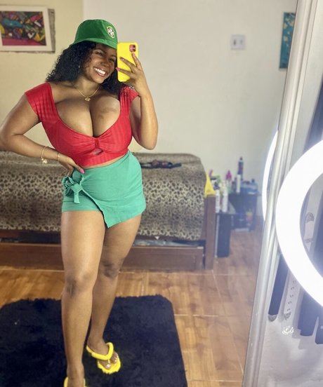 tiny onlyfans free sexy img