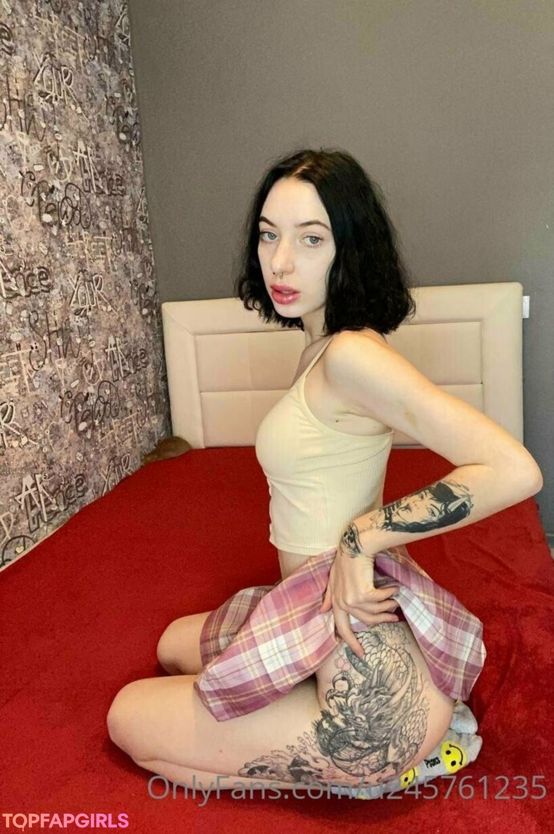 alicewonderfull sexy pornstar gallery