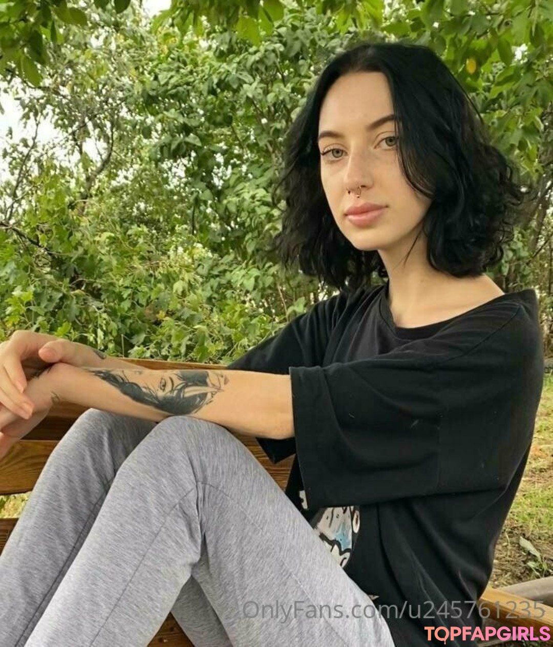 alicewonderfull pornstar adult pictures