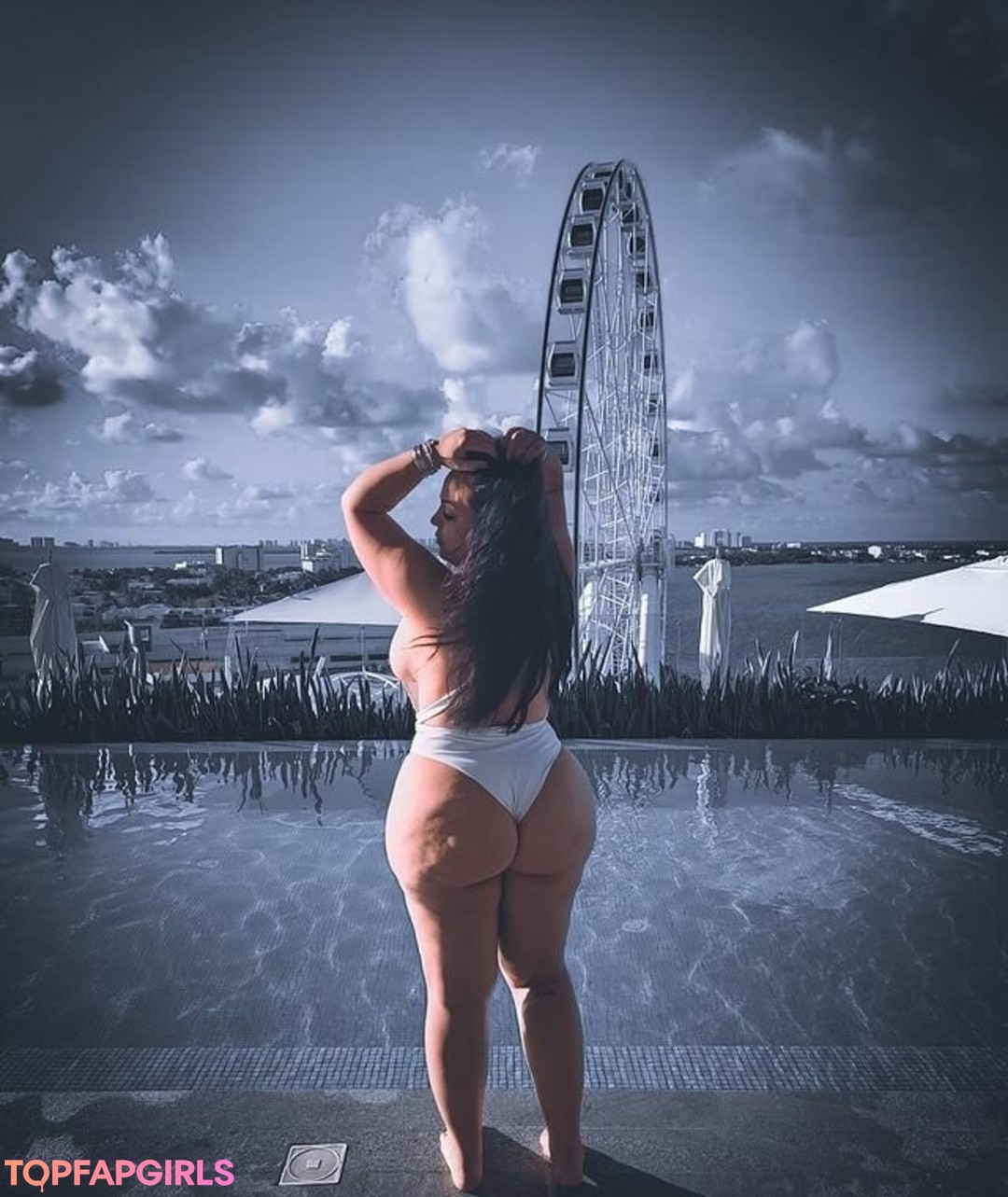 TemptationNena sexy actress image