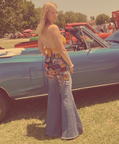 army milf onlyfans xxx pictures