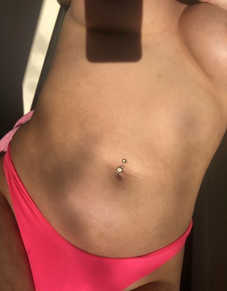 katyy uk nudes model img