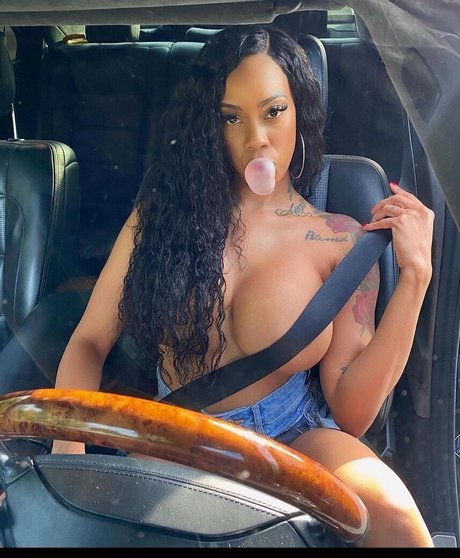 Marriam Chafera star pretty photos