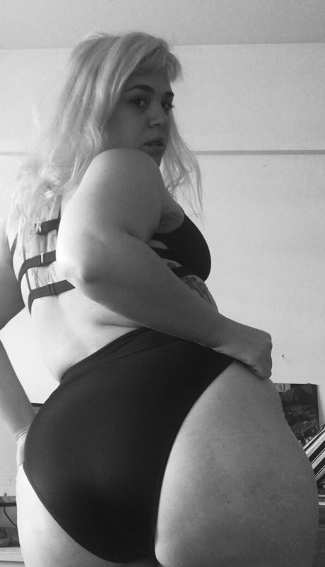 xxxriotxxx star adult pics