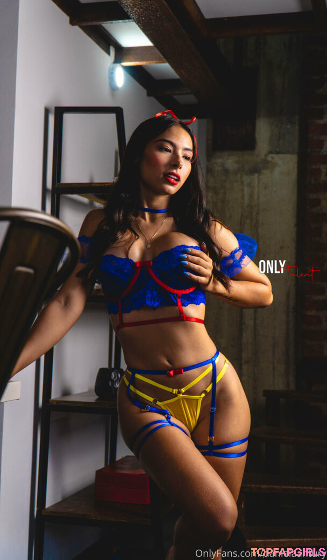danielaantury model naked img
