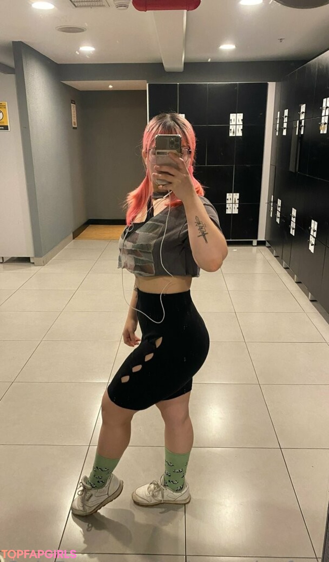 girl onlyfans beautiful naked pic