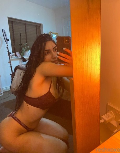 Reshmaxoxo star sexy images