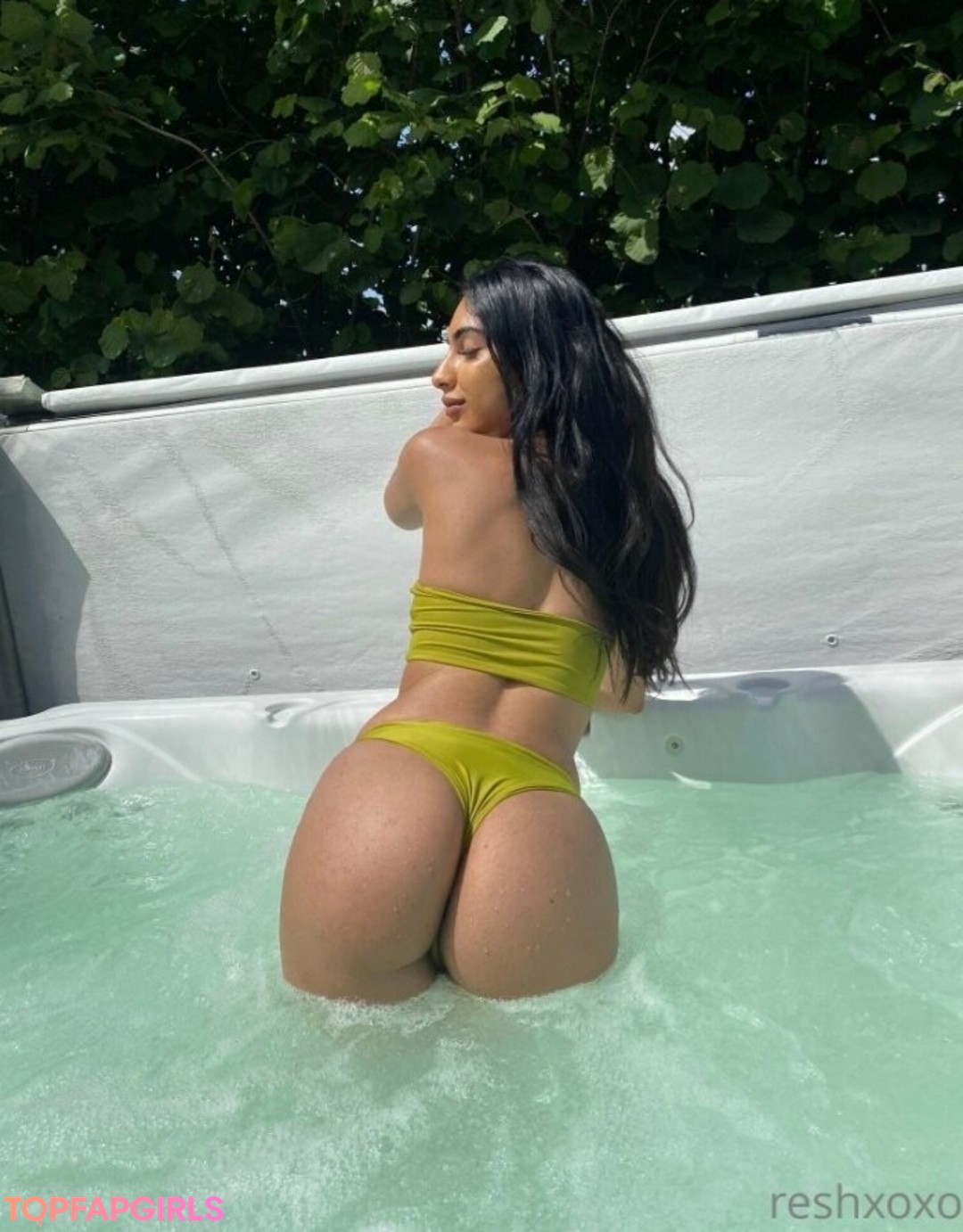 Reshmaxoxo hd pornstar images