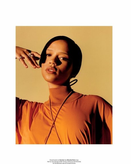 Taylor Russell model hot img