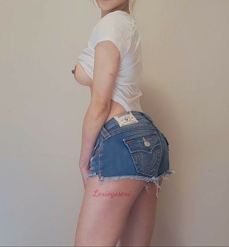 Lexiegosexi nudes star img