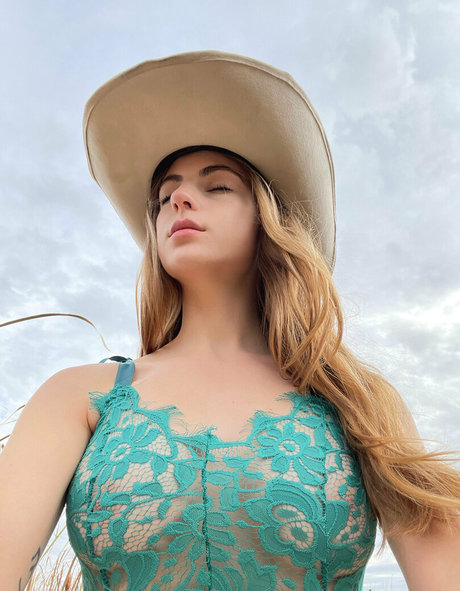 huge dildo onlyfans porn pics