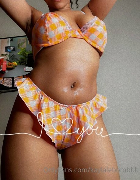 kaylalebombbb porn actress img