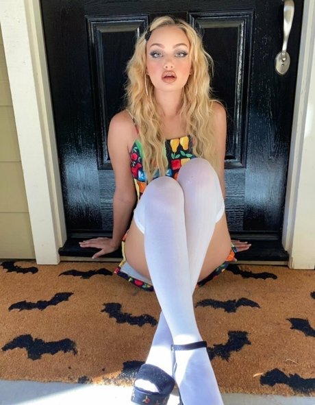 skinny big tits onlyfans sexy gallery