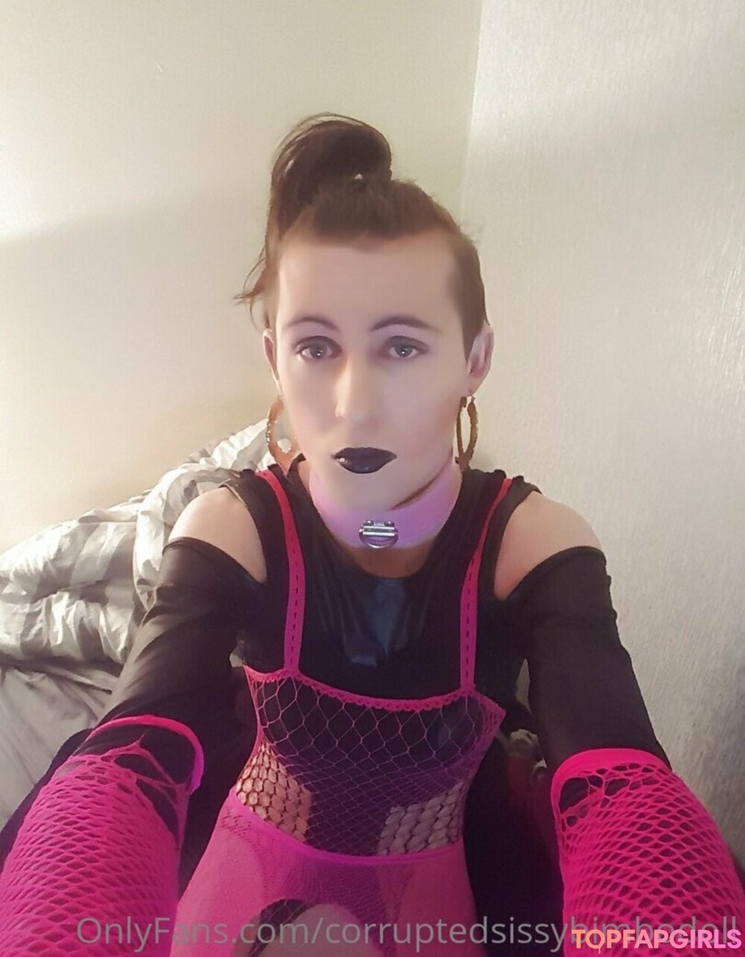 corruptedsissybimbodoll model images