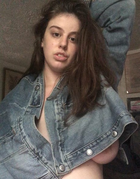 skinny brunette onlyfans free nude photos