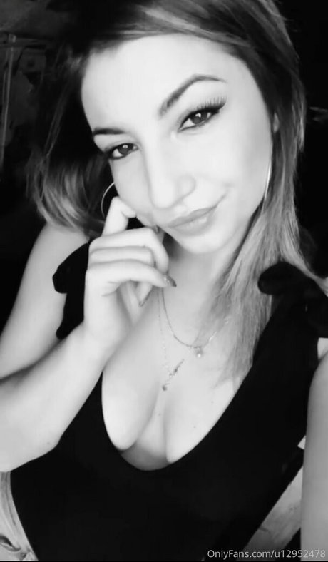 teacher milf onlyfans nudes images