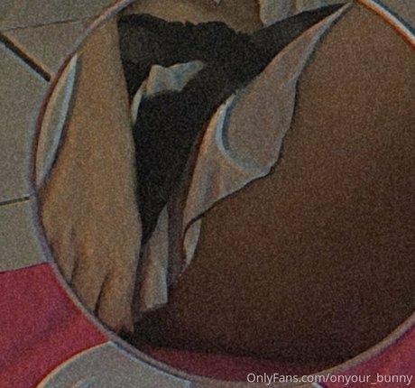onyour bunny top profile image