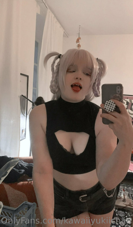 kawaiiyukiichan erotic model photos