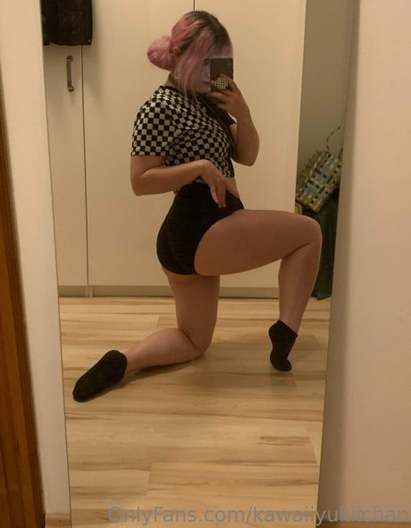 kawaiiyukiichan star art img